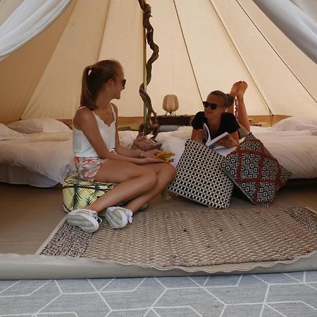 Hotel Glamping du Moulin à Bastogne Extérieur photo
